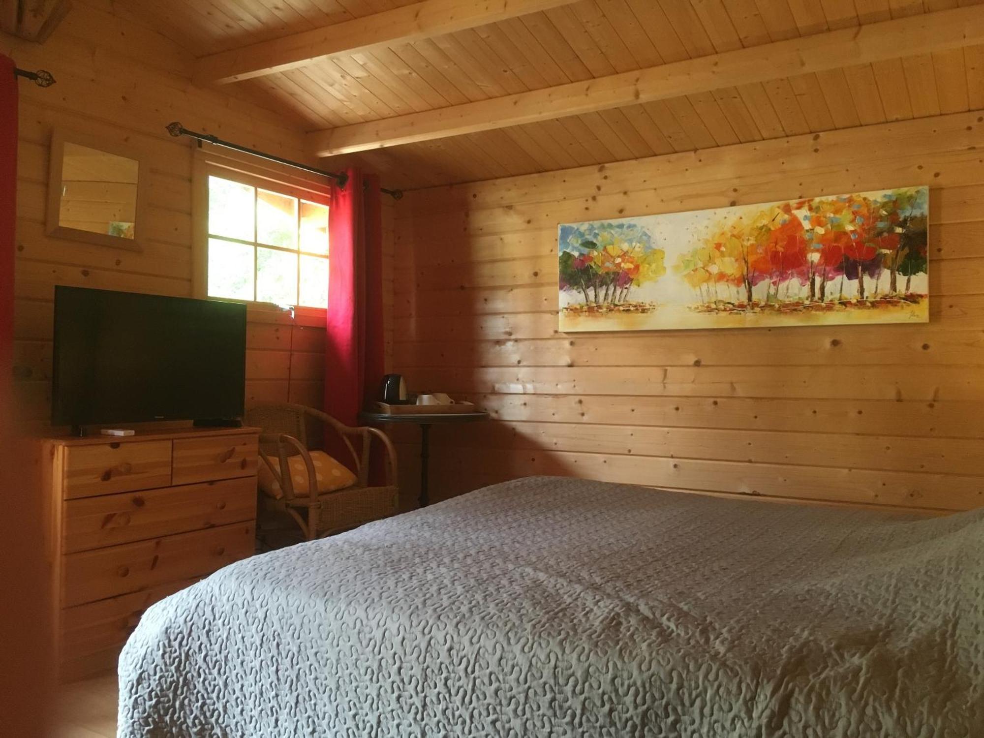 Mas De La Pinede Ex-Les Arbousiers Bed & Breakfast Bollene Ngoại thất bức ảnh